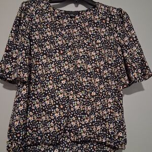 Sanctuary Black Floral Short-Sleeve Blouse with Peach & Cream Blooms